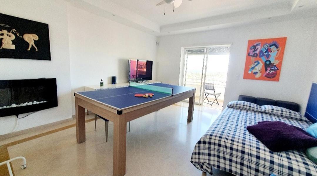 River View & Close To The - Em Alloggio in famiglia Almada