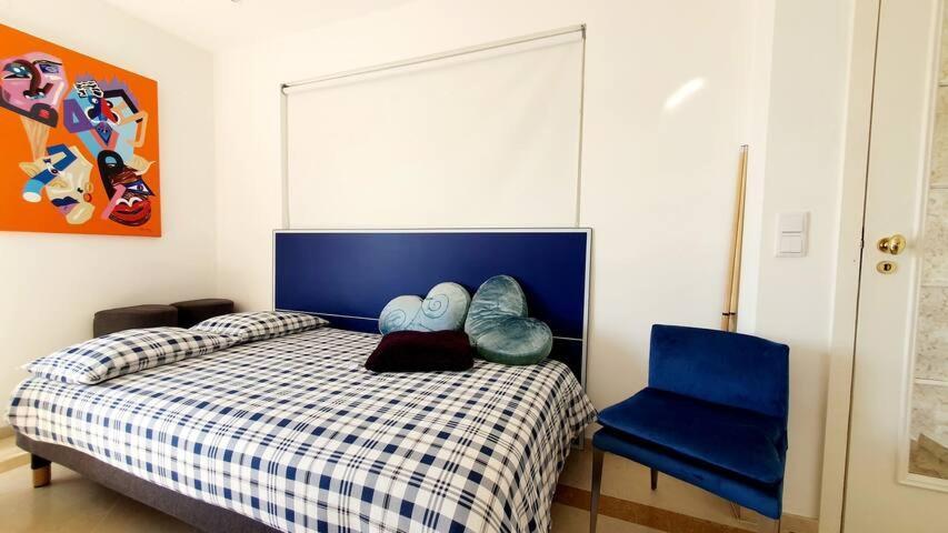 River View & Close To The - Em Homestay Almada